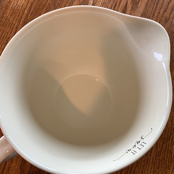 Large snowman mixing bowl - Picture 8 of 10